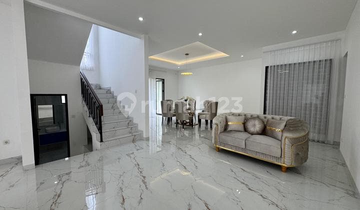 Dijual Rumah Hoek Brand New Cluster Collinare @ Foresta - BSD City