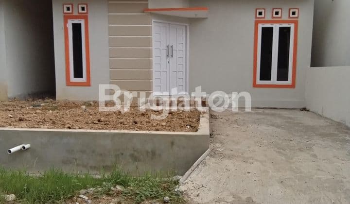 FOR SALE NEW HOUSE READY STOCK FREE ALL BANK AND NOTARY FEES