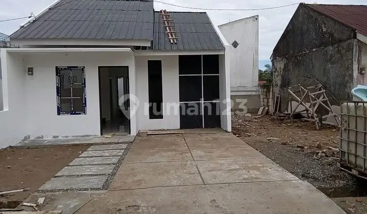 House, 1 Floor, Freehold Title, in North Balikpapan