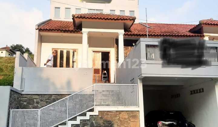 Dijual Rumahdi Komplek Royal View Residence Ciwaruga