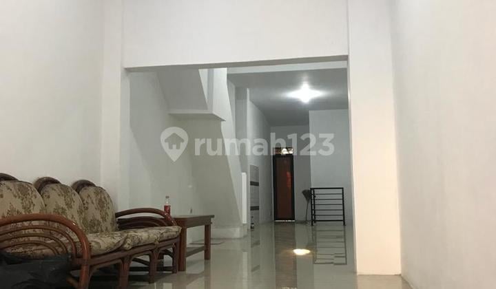 ruko 2 lantai Jl. Prabu Geusan Ulun Kota Sumedang , HargaNego