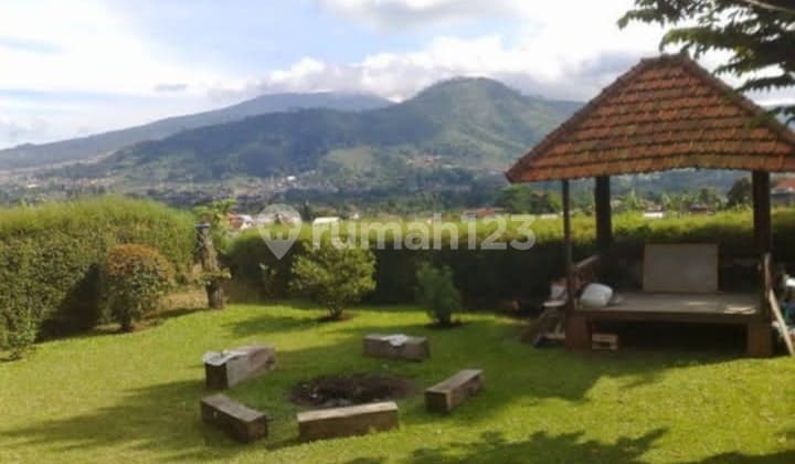 Villa Lembang Arah Maribaya Dekat Taman Begonia Luas Tanah 711m2