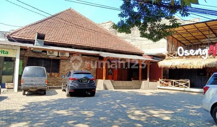 Rumah Lama Pusat Kota Lokasi Sulanjana Bandung