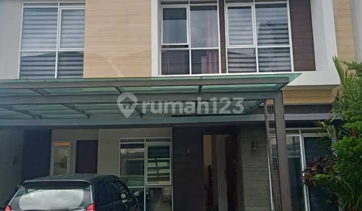 Rumah 2 Lantai Siap Huni. Full Funished di Komplek Setra Permai Cimahi