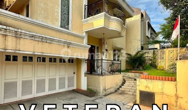 Rumah 2,5 Lantai Siap Huni Veteran Dalam Komplek