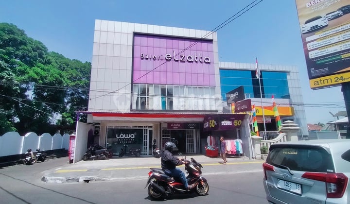 Ruko strategis siap huni di pusat kota Sukabumi