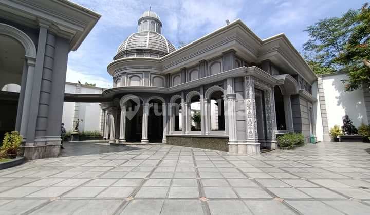 Rumah Klasik Diarea Pegunungan Sentul City Bogor