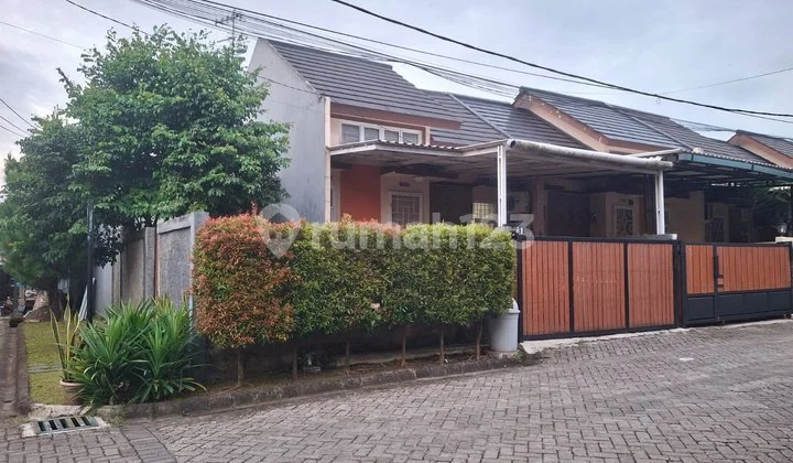 Selling Cheap Hook Houses at Ciomas River View 2 Selling Cheap Hook Houses at Ciomas River View 2