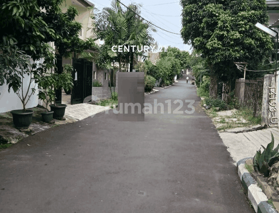 Dijual Rumah Hitung Tanah di Bintaro Sektor 3A