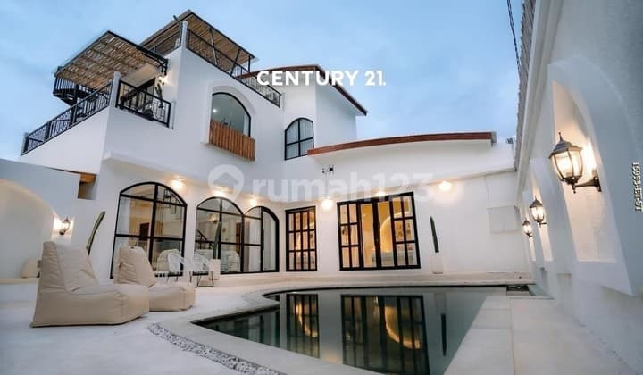 Beautiful Villa For Sale In Bali Located Near Melasti Beach