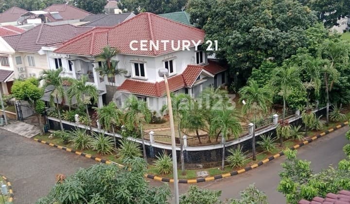 Dijual Rumah Posisi Hook di Puspitaloka BSD
