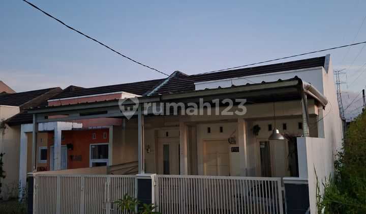 Dijual Rumah Minimalis Modern Dalam Komplek Garut Kota