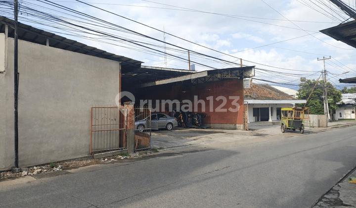 Disewakan Tanah Komersial Lokasi Bagus Samping Jalan Cikutra Bandung