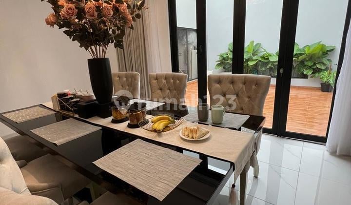 Dijual Rumah Cantik Siap Huni Ada Kolam Renang Setiabudi Bandung