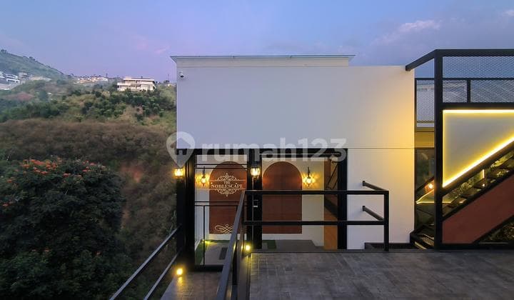 Dijual Villa Mewah Okupansi Terbaik Kawasan WIsata Dago Bandung