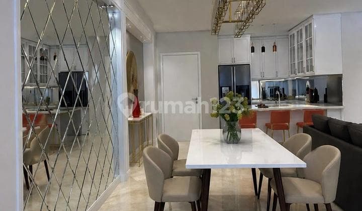 For Sale: Voila Apartment, Ciputra World Surabaya