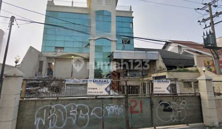 Dijual Gedung Komersial Premium Hitung Tanah