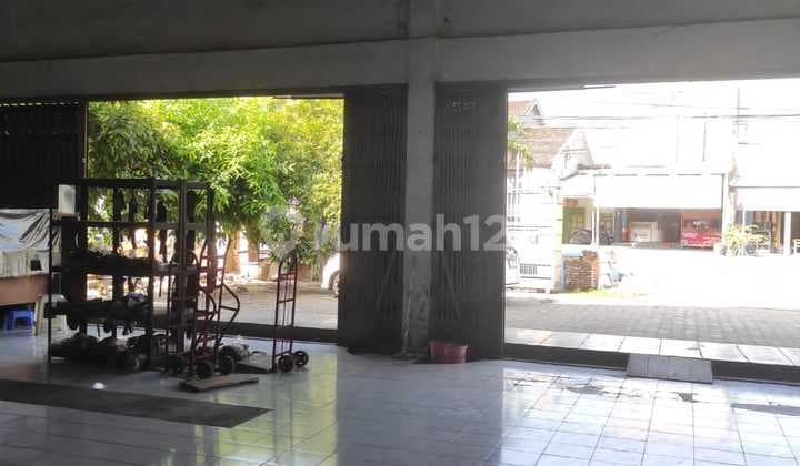 Gudang Ex Pabrik Poros Jalan Raya Propinsi Kota. Mojokerto