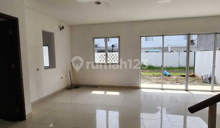 Disewakan Rumah Di Cluster Palm Spring Jakarta Garden City 028