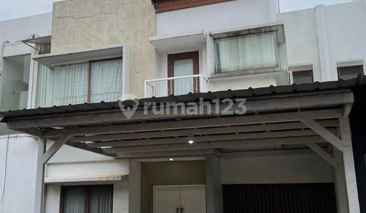 Disewakan Rumah Nyaman di Cluster Cassia (028)