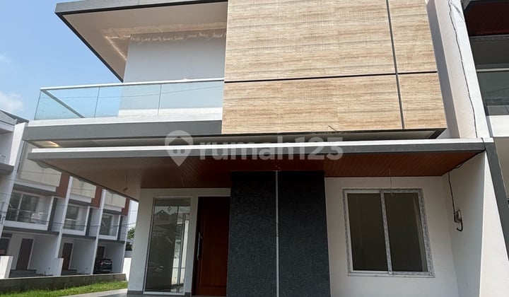 Jual Rumah Hook Jakarta Barat Brand New