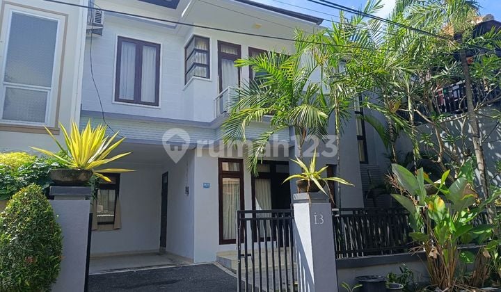 For Rent: Modern Minimalist House in a Comfortable Housing Complex Near Living World Mall, Denpasar