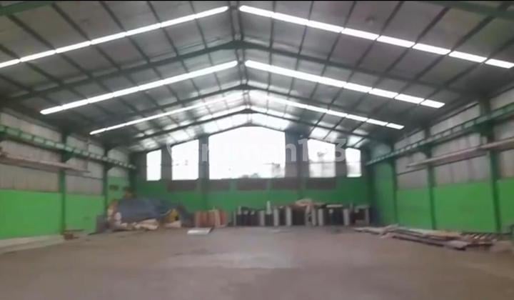 Disewakan Gudang Di Jambe, Luas 1200 M², Dekat Akses Tol