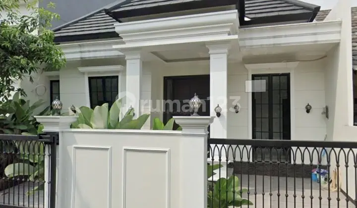 Single-Story House in Kencana Loka, BSD City, Super Strategic Location