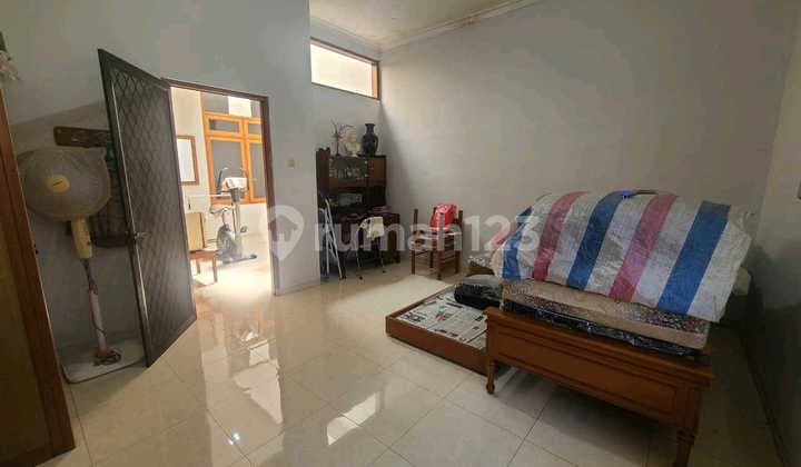 Nice House in Ngagel Jaya Selatan Surabaya Ready to Live In Ric.a025