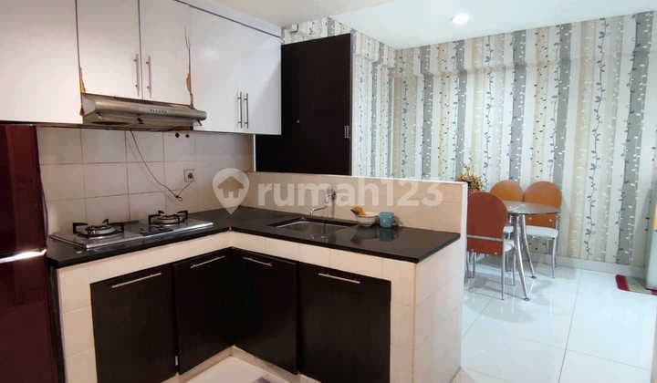 Cosmopolis Apartment Surabaya Comfortable Area Affordable Rich.a238