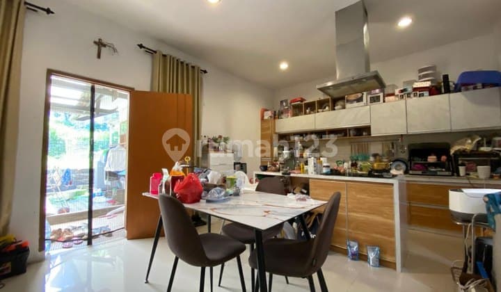 Land Calculation House in Sukajadi Near PVJ Mall - Strategic Location