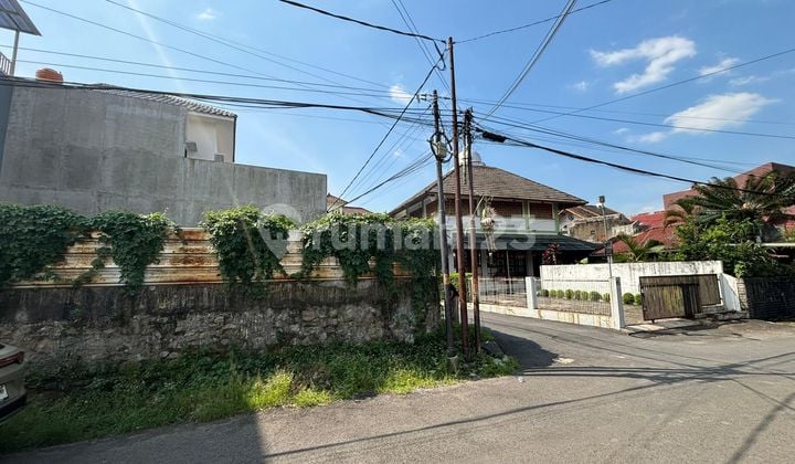 Tanah Hoek di Kawasan Komplek Eksklusif Antapani