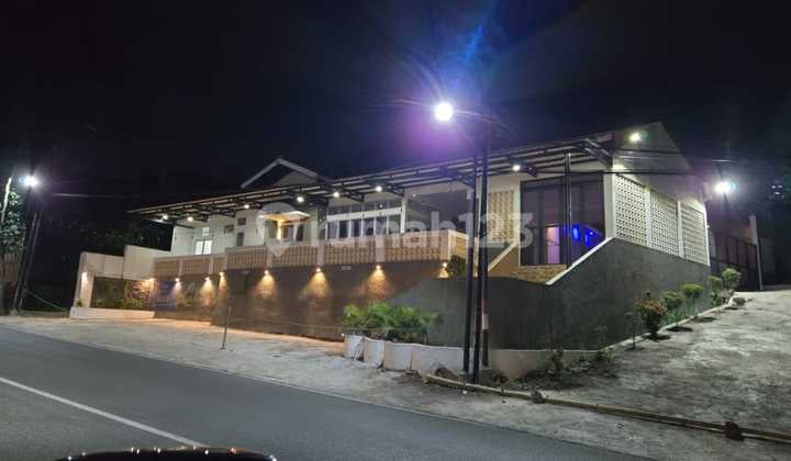 Rumah Cocok untuk jadi Usaha di Mainroad Ramai Lalu Lintas - Siap Huni