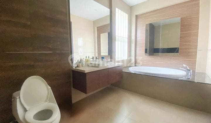 Hunian Nyaman dekat Mall PVJ Kota Bandung - Private Pool, Modern & Strategis