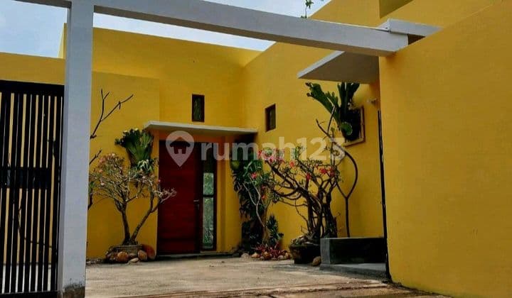 Jual Rumah Keren .Design Arsitek.selangkah ke Jln Pajajaran Bogor ******** Strategis Daerah Elite.lingkungan Aman ******** Depan ********.bangunan ********.lt420m208129855xxxx