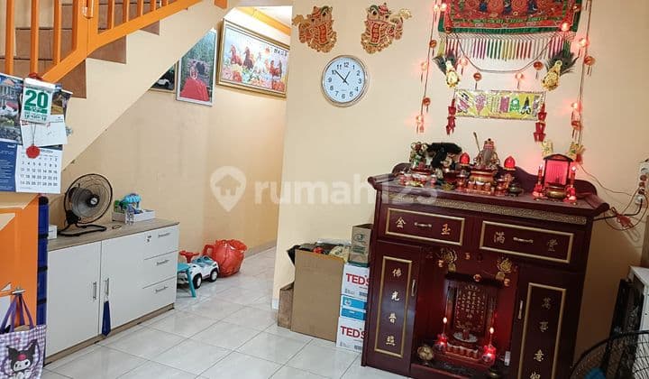 Rumah 2 Lantai Mutiara Taman Palem Siap Huni