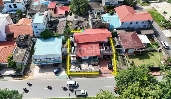 #dijualcepat Rumah Pinggir Jalan Raya Lokasi Baloi, Cocok Untuk Yang Cari Lahan Untuk Gedung / Office / Showroom/ Kafe Di Tengah Kota Batam..