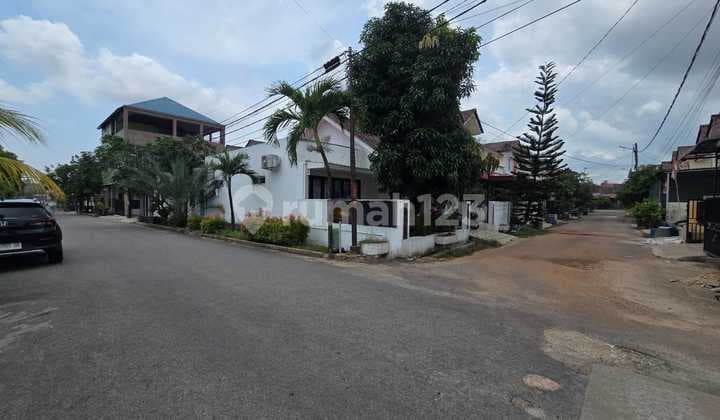 Dijual_cepat Rumah Hook Siap Huni Hawai Garden ( Hadap Barat Daya) Batam Centre,,,,,