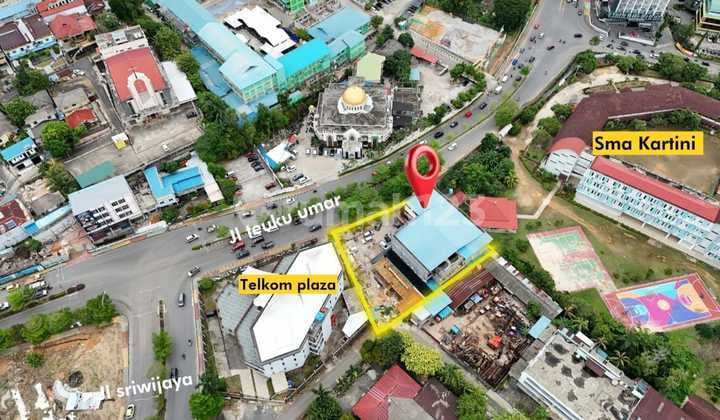 Dijual Gedung di Pusat Kota Nagoya Jalan Teuku Umar, Pelita, Nagoya