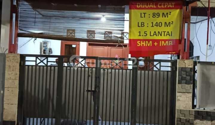Dijual Cepat Rumah 2 Lantai Strategis di Johar Baru