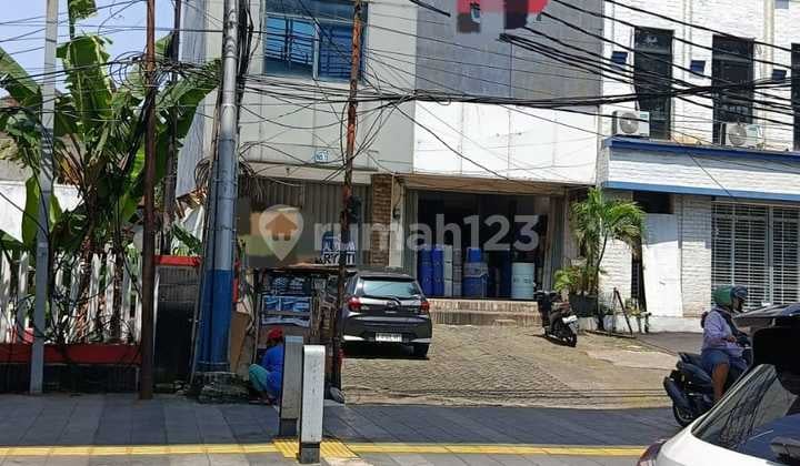 For Rent, Strategic Shop House Ready for Occupancy in Rawamangun, East Jakarta