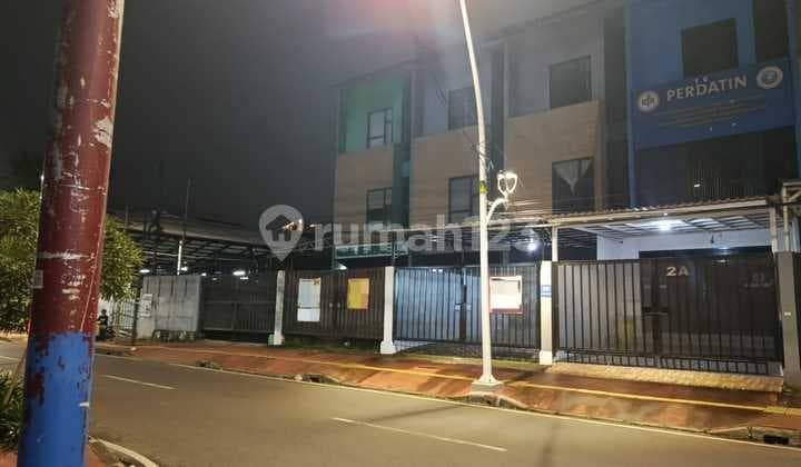 Disewakan Ruko Strategis Siap Huni di Cempaka Putih Jakarta Pusat