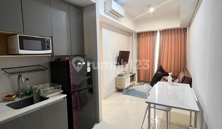 Disewakan Apartemen Taman Anggrek Residences 3 Br Furnish Bagus