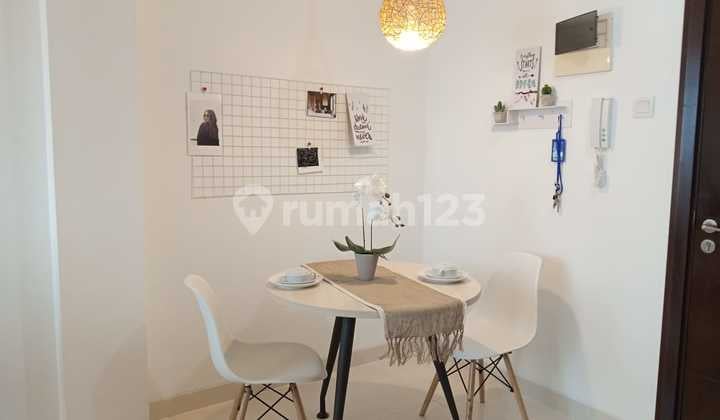 Sewa Unit Neo Soho Podomoro City Kondisi Furnished Lengkap