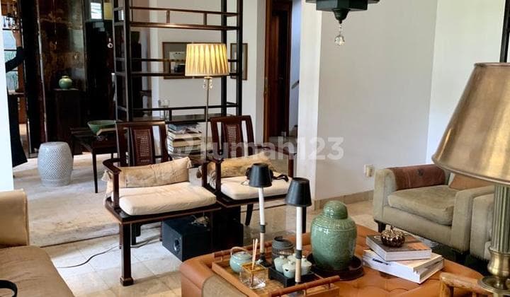 Dijual Rumah Bagus Siaphuni di Senopati Jakarta Selatan