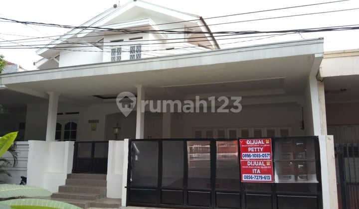 Dijual Rumah Ada Spool di Sektor 6 Bintaro