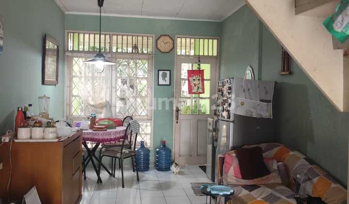 Dijual Rumah Bagus di Sektor 4 Bintaro
