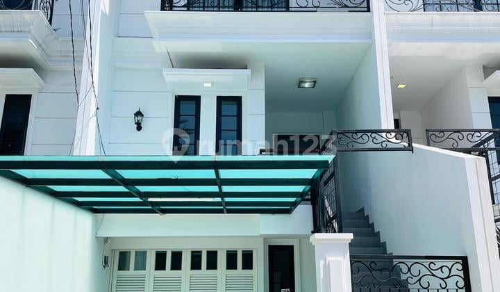 Rumah Bagus di Mayang Residence SHM Pesanggrahan, Jakarta Selatan