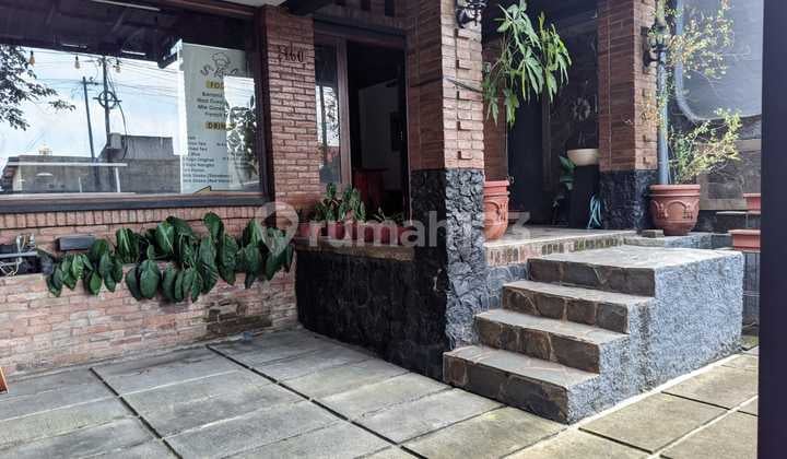 Rumah Atau Ruang Usaha Di Banyumanik Semarang Letak Strategis