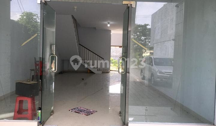 For Rent 3-Storey Shop/Office on Sunset Road Main Street Seminyak, Premium Commercial Area.